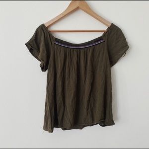 Streetwear society super cute kaki top